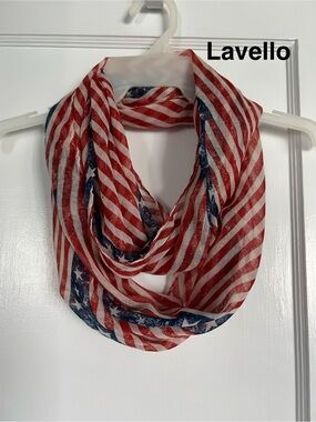 Lavello Infinity Scarf